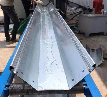 Talang Hujan Baja Galvanis Rumah Kaca Terhubung Komersial 2.0mm