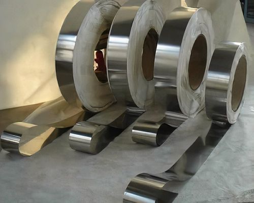 SUS302 8K Permukaan Cerah Stainless Steel Strip Coil Dekoratif Logam 50.0mm Untuk Lift